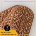 بیسکوییت بیضی با طعم هل و تزئین کنجد